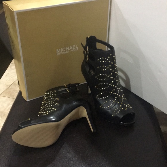 Michael Kors Jordan’s Open Toe Booties - Picture 6 of 6